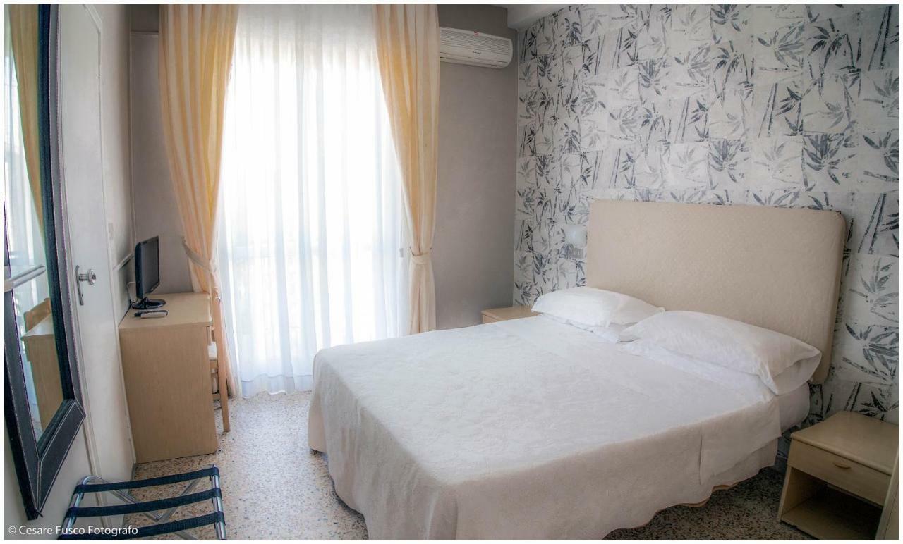 Hotel Maarea Milano Marittima Dış mekan fotoğraf
